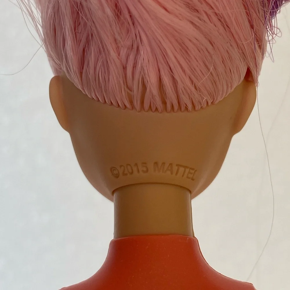 Barbie Pop Reveal Bubble Tea Series Doll with Pink Hair, Made To Move HTJ22